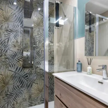 K&y Elite Pineta ローマ