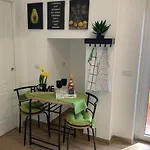 K&y Elite Pineta Apartment Rom