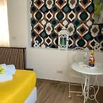 K&y Elite Pineta Apartment Rom